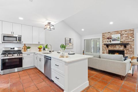 Tiny photo for 7503 Berkman DR, Austin, TX 78752 (MLS # 2583965)