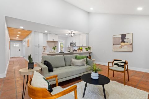 Tiny photo for 7503 Berkman DR, Austin, TX 78752 (MLS # 2583965)