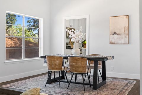 Tiny photo for 7503 Berkman DR, Austin, TX 78752 (MLS # 2583965)