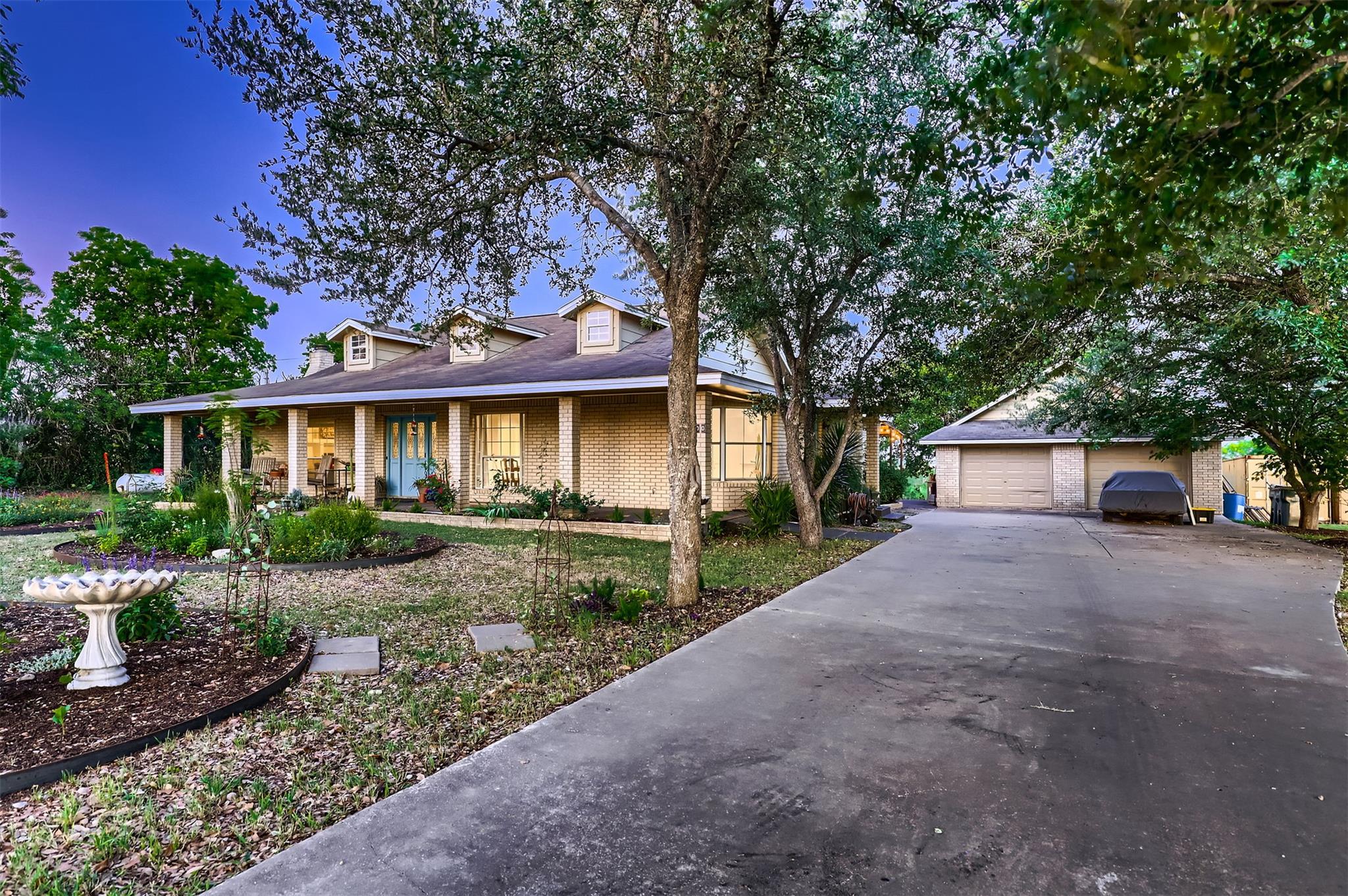 900 Williamson RD