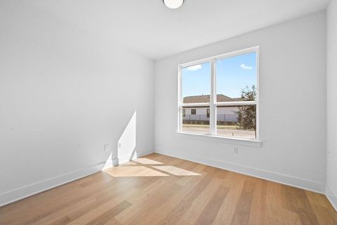 Tiny photo for 8616 Peristyle DR, Austin, TX 78744 (MLS # 3794789)