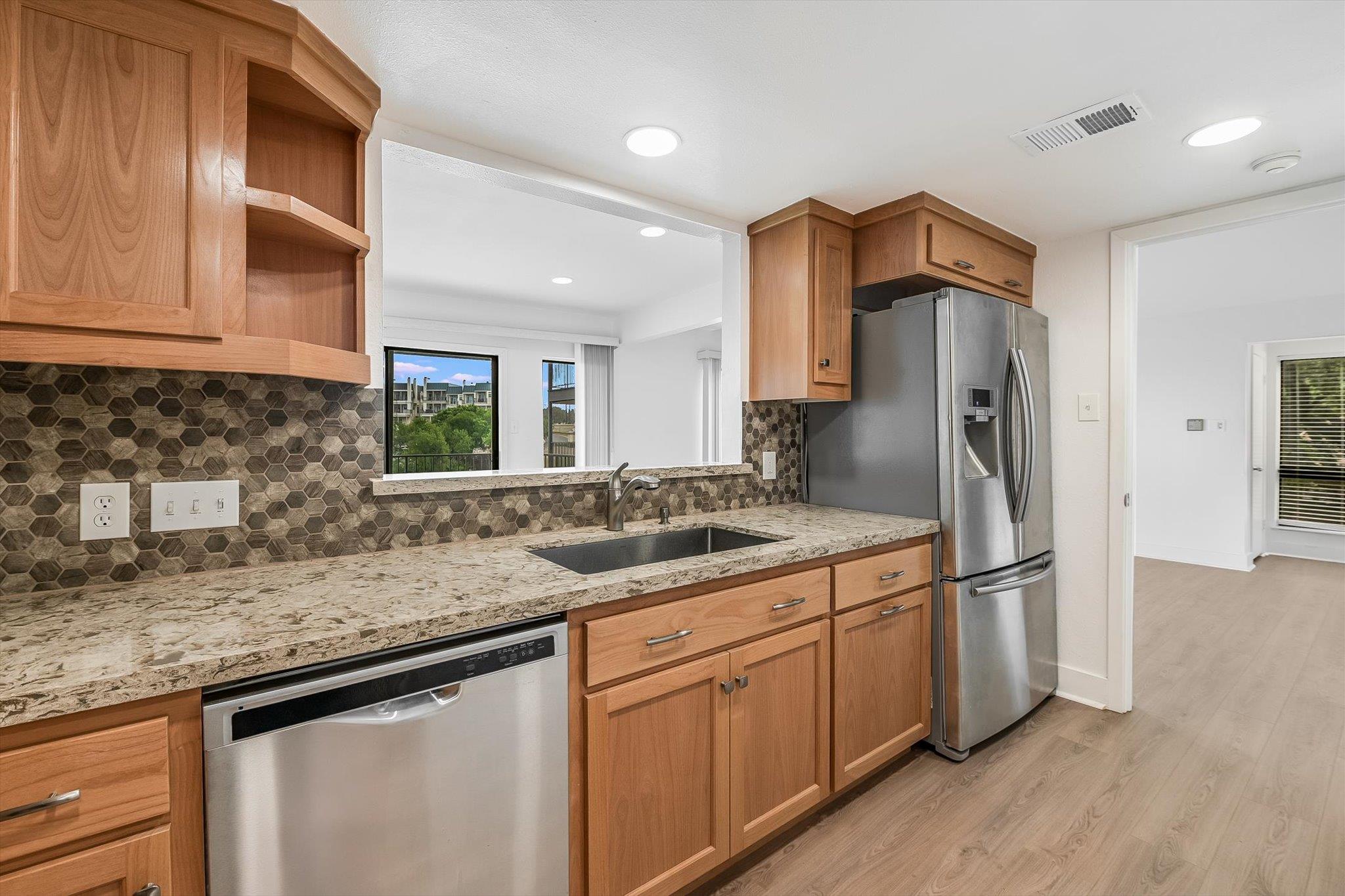 2918 N Ranch Road 620 B112