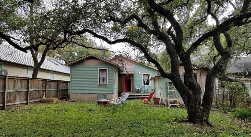 Photo of 912 James ST, Austin, TX 78704 (MLS # 3870824)