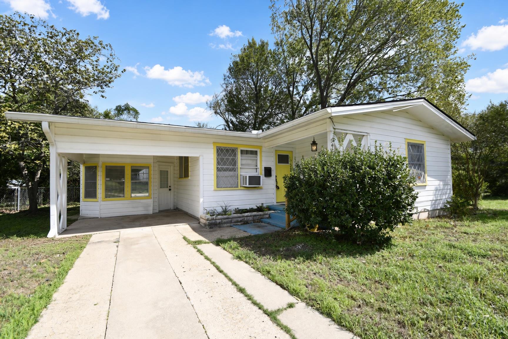 548 Bowser ST