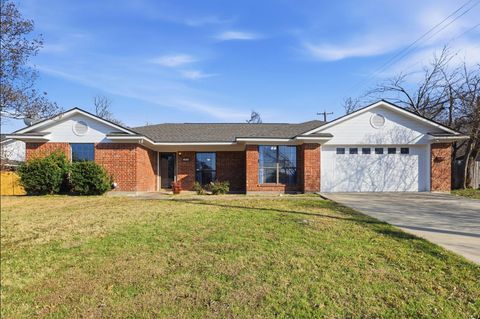 Photo of 605 Erie DR, Temple, TX 76504 (MLS # 6699571)