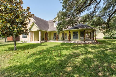 400 S Sledge ST Kyle TX 78640