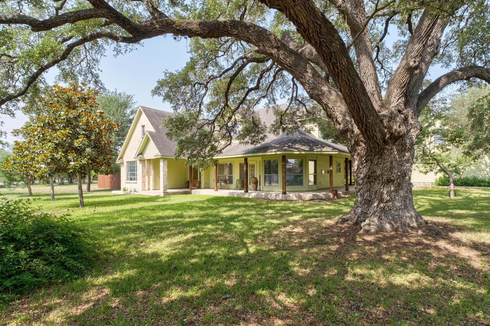 400 S Sledge ST