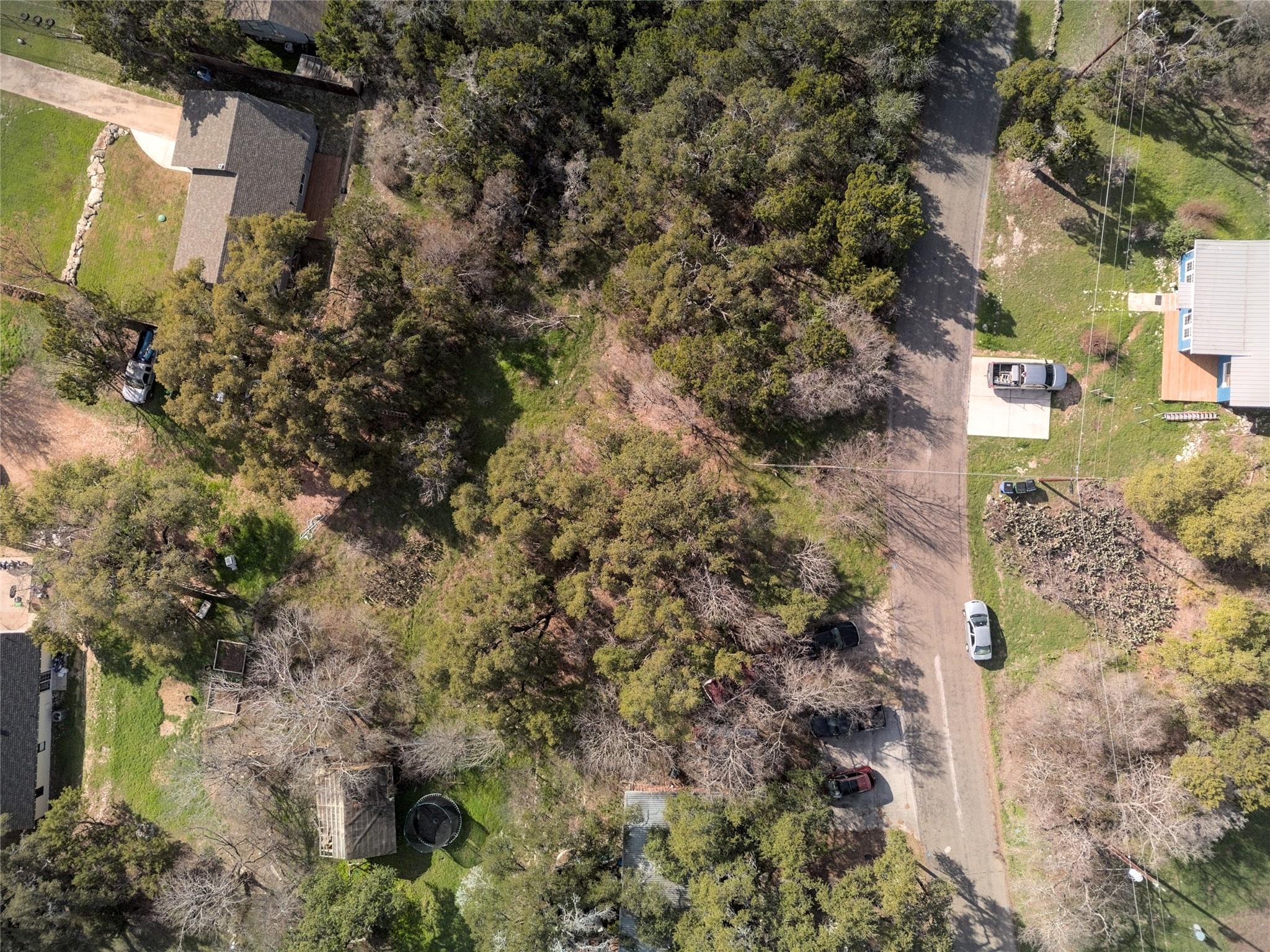 18501 E Lakeview DR