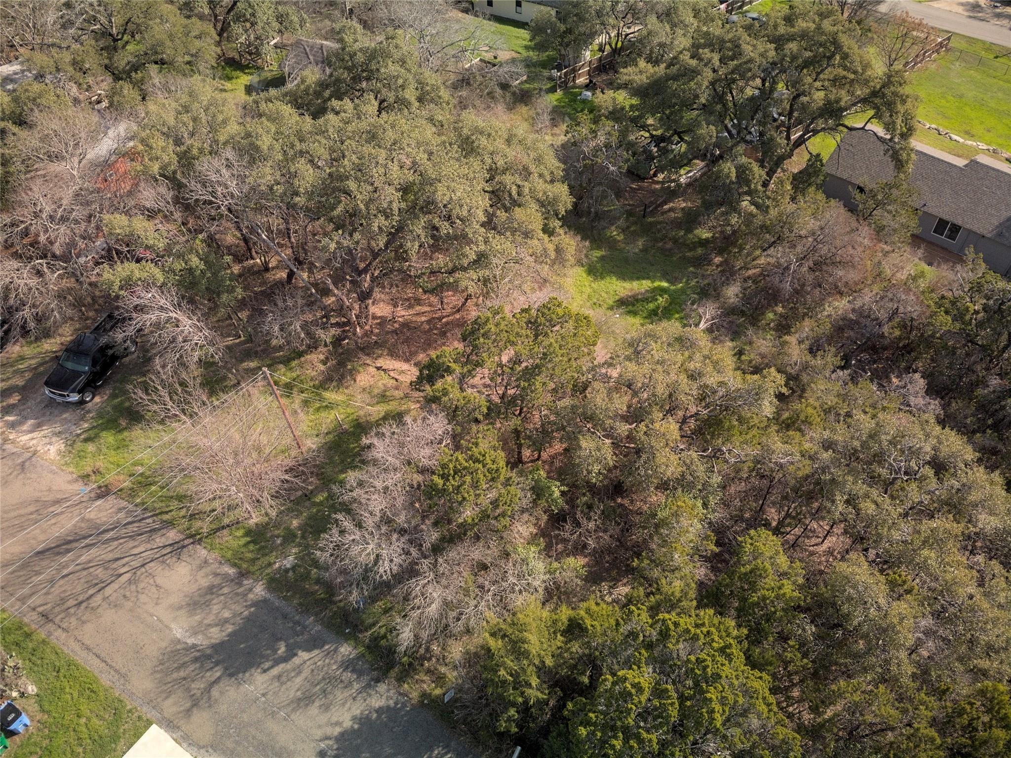 18501 E Lakeview DR