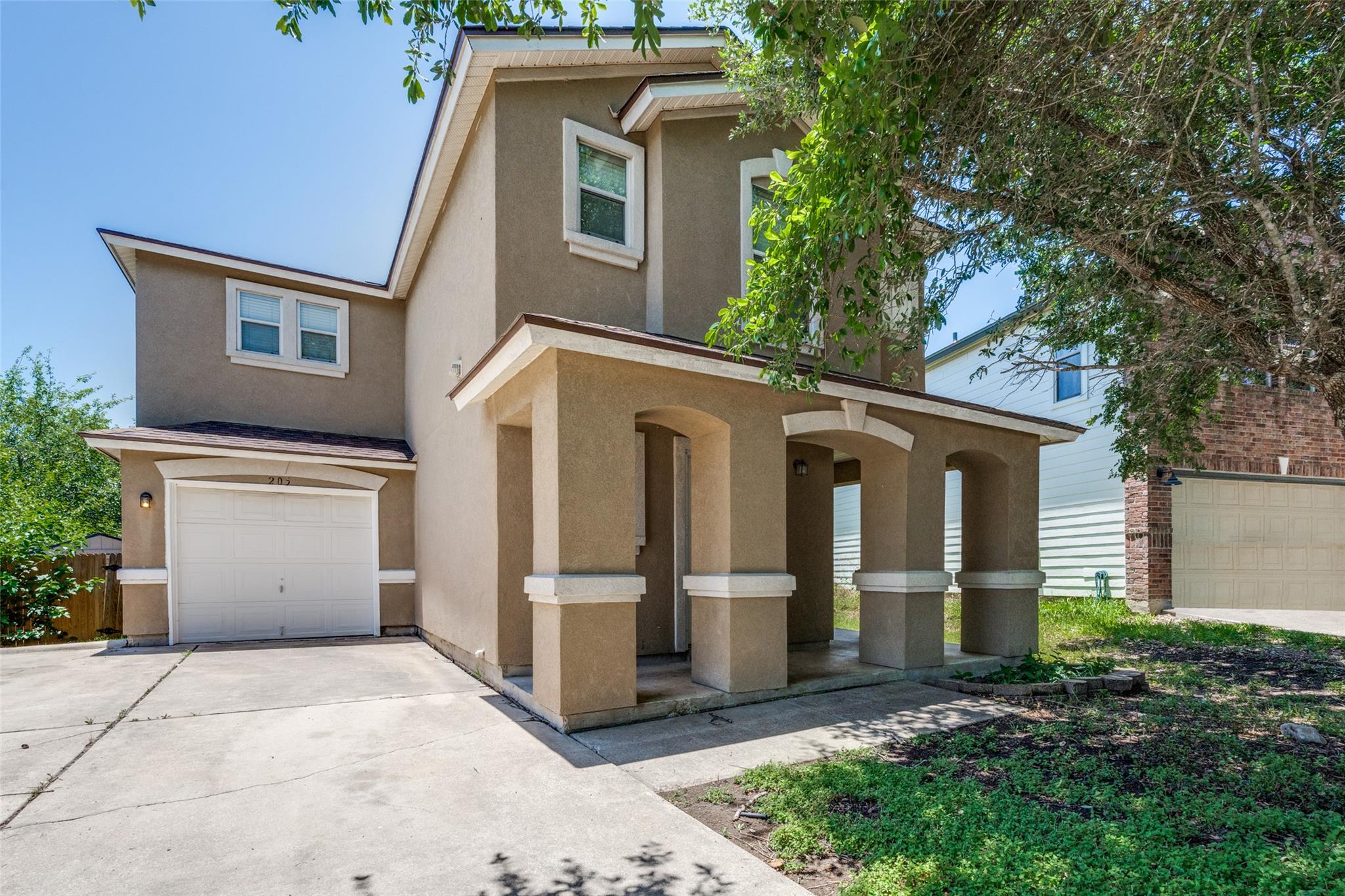 205 Xavier DR
