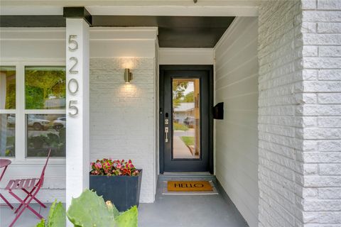 5205 Gladstone DR Austin TX 78723