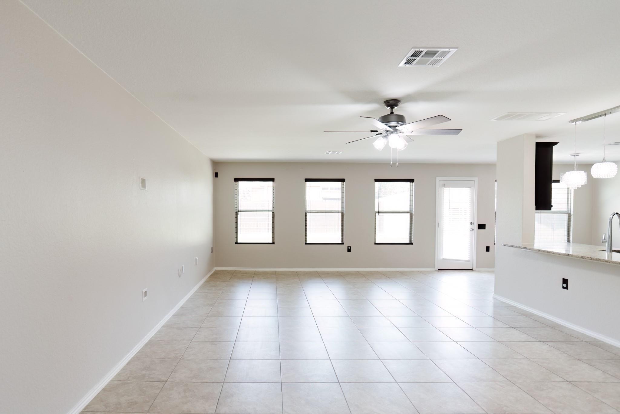 3516 Breckenridge DR