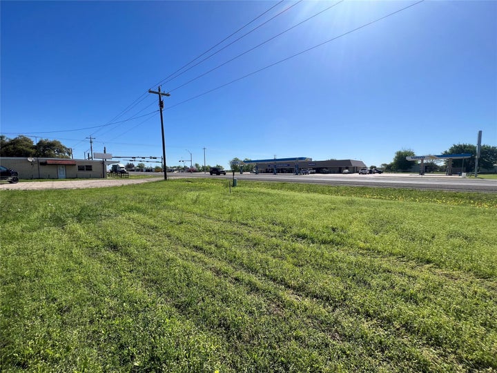 Photo 1 of 8 — 9203 Highway 21 Highway, Bryan, TX 77808