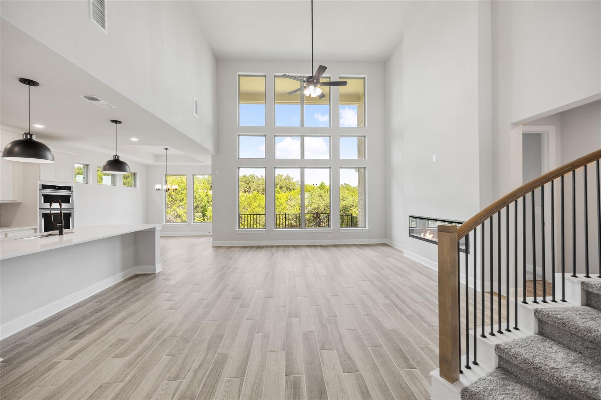 1401 Rodeo Ridge DR