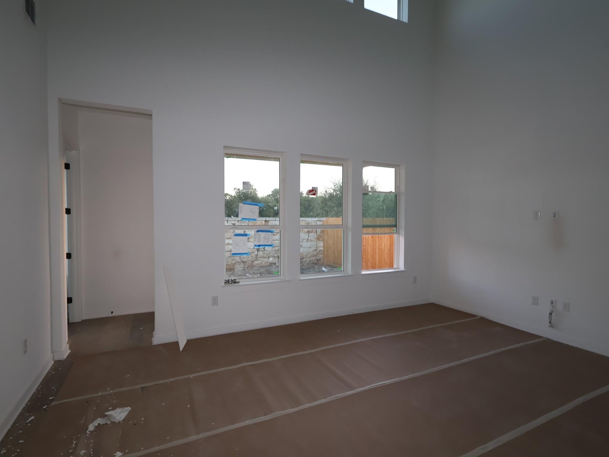 937 Corvallis DR