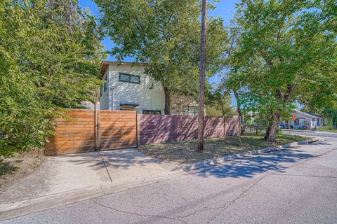 Tiny photo for 1800 E 14th ST, Austin, TX 78702 (MLS # 5238511)