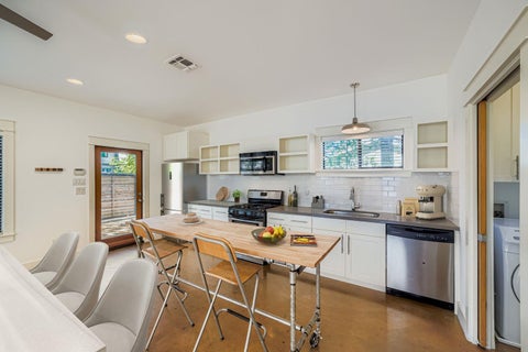 Tiny photo for 1800 E 14th ST, Austin, TX 78702 (MLS # 5238511)