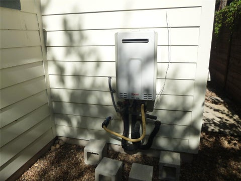 Tiny photo for 1800 E 14th ST, Austin, TX 78702 (MLS # 5238511)