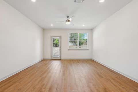 Tiny photo for 10724 Deaton LN, Austin, TX 78754 (MLS # 1727081)