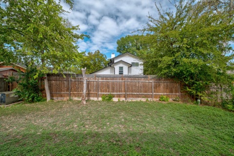 Tiny photo for 5404 China Berry RD, Austin, TX 78744 (MLS # 1478515)