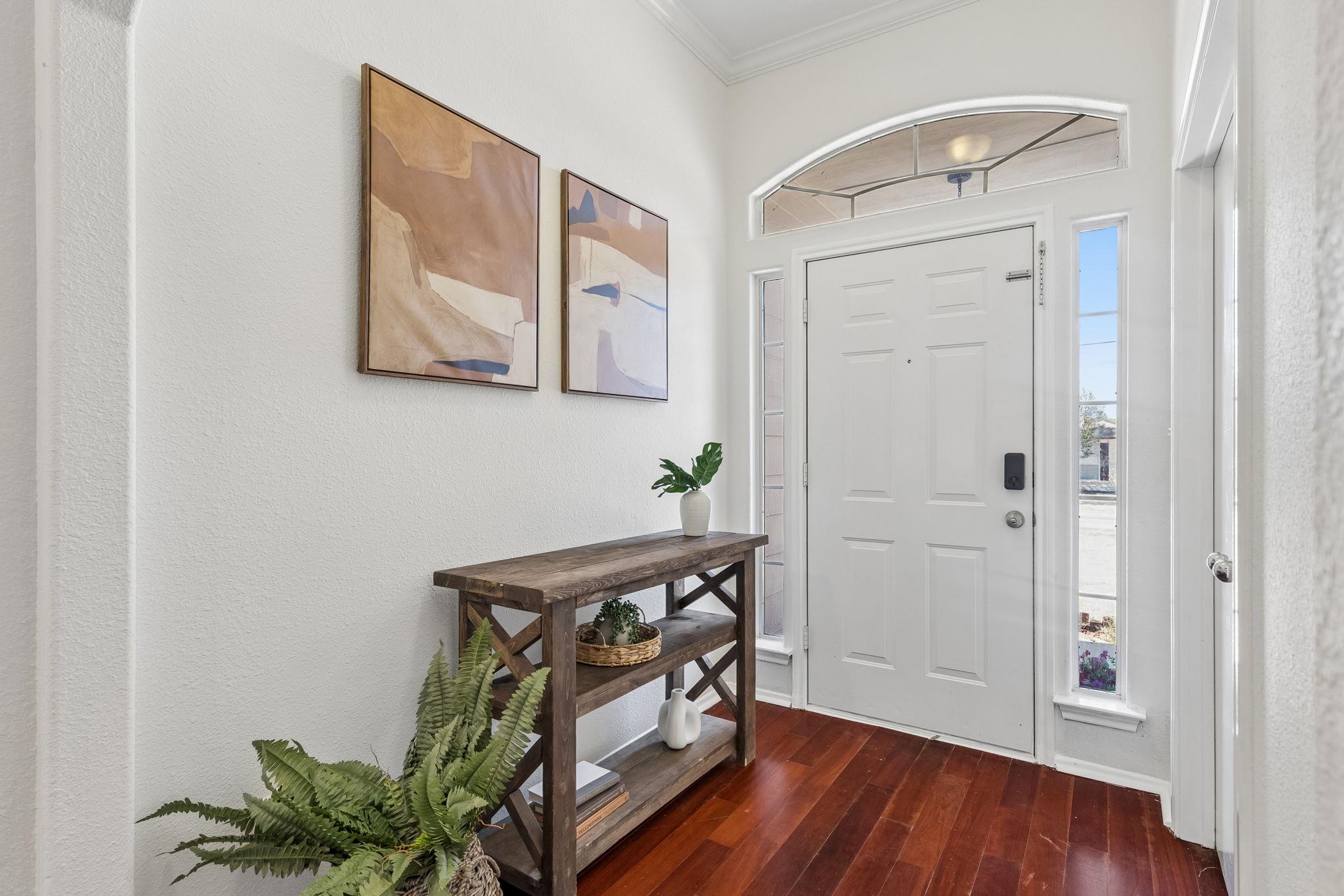 6005 La Mesa ST