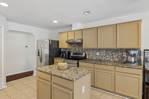 Tiny photo for 6005 La Mesa ST, Lago Vista, TX 78645 (MLS # 9683312)