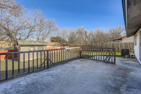 Tiny photo for 7004 E Meadow Bend DR, Austin, TX 78724 (MLS # 1290393)