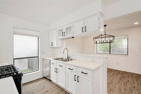 Tiny photo for 6705 Lancret Hill DR, Austin, TX 78745 (MLS # 8478446)
