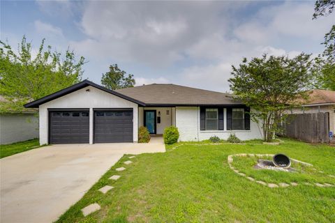 Photo of 6705 Lancret Hill DR, Austin, TX 78745 (MLS # 8478446)