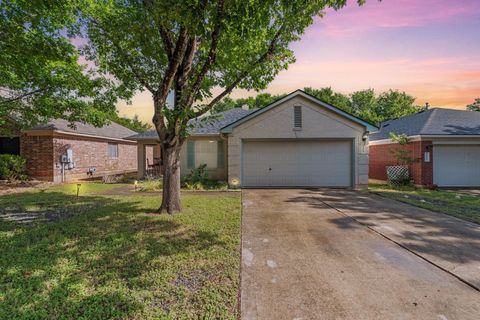 Photo of 2114 Desco DR, Austin, TX 78748 (MLS # 6208264)