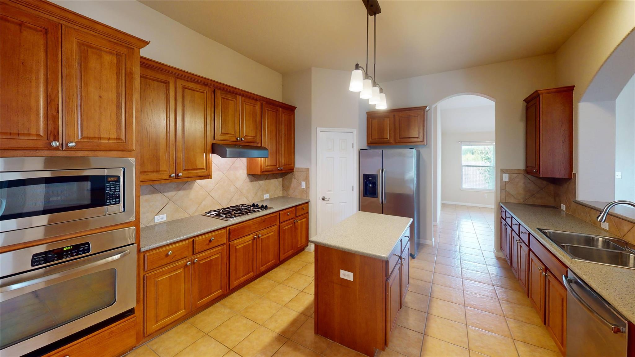 1703 Oakland DR