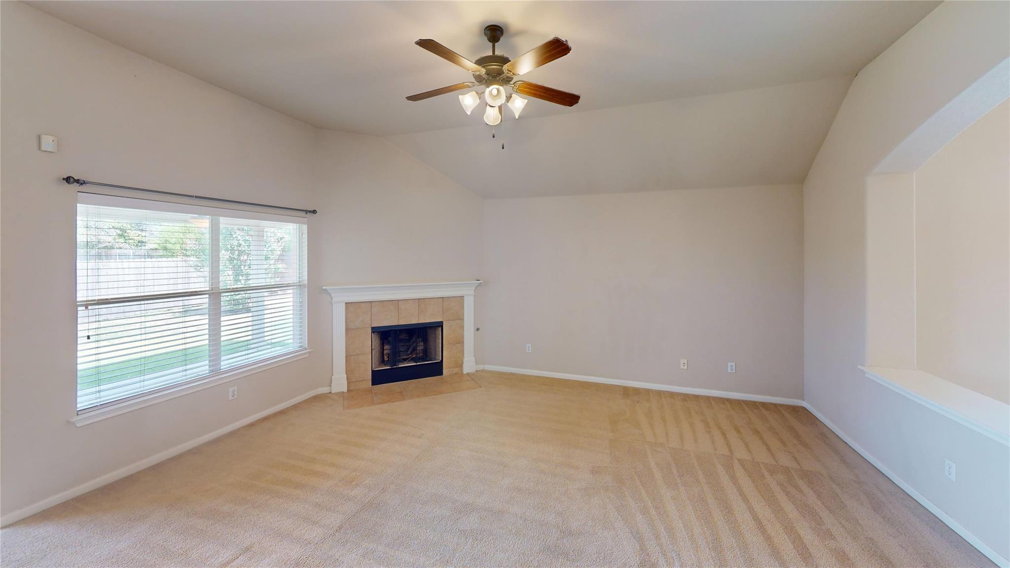 1703 Oakland DR