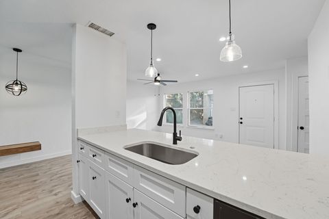 Tiny photo for 2124 Burton DR #133, Austin, TX 78741 (MLS # 7488473)