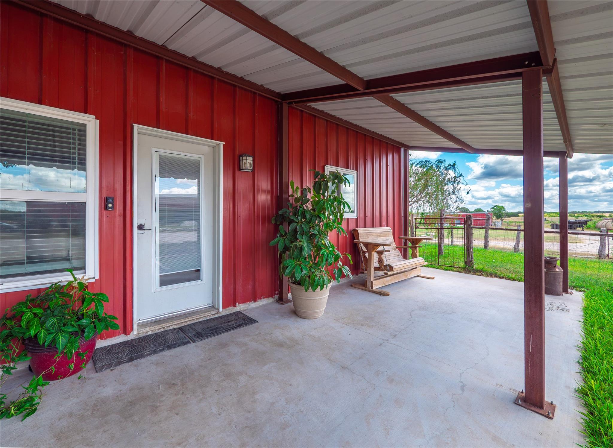 1301 County Rd 228