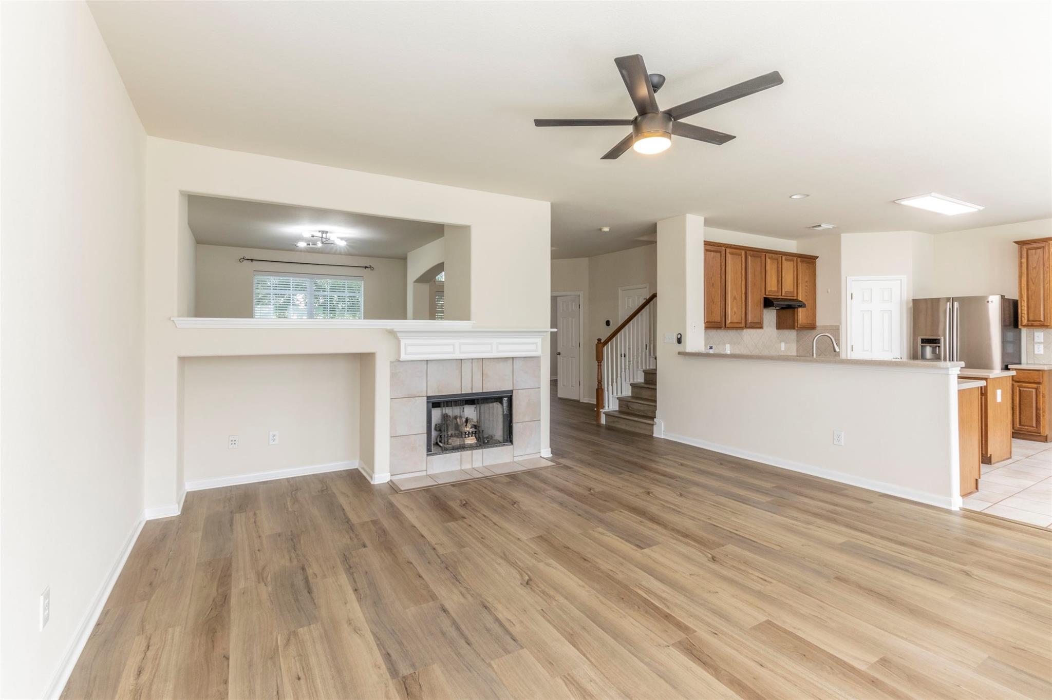 1001 Winding Creek PL