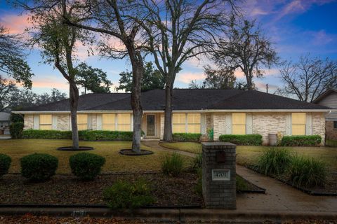 Photo of 4701 Pony Chase, Austin, TX 78727 (MLS # 2310216)