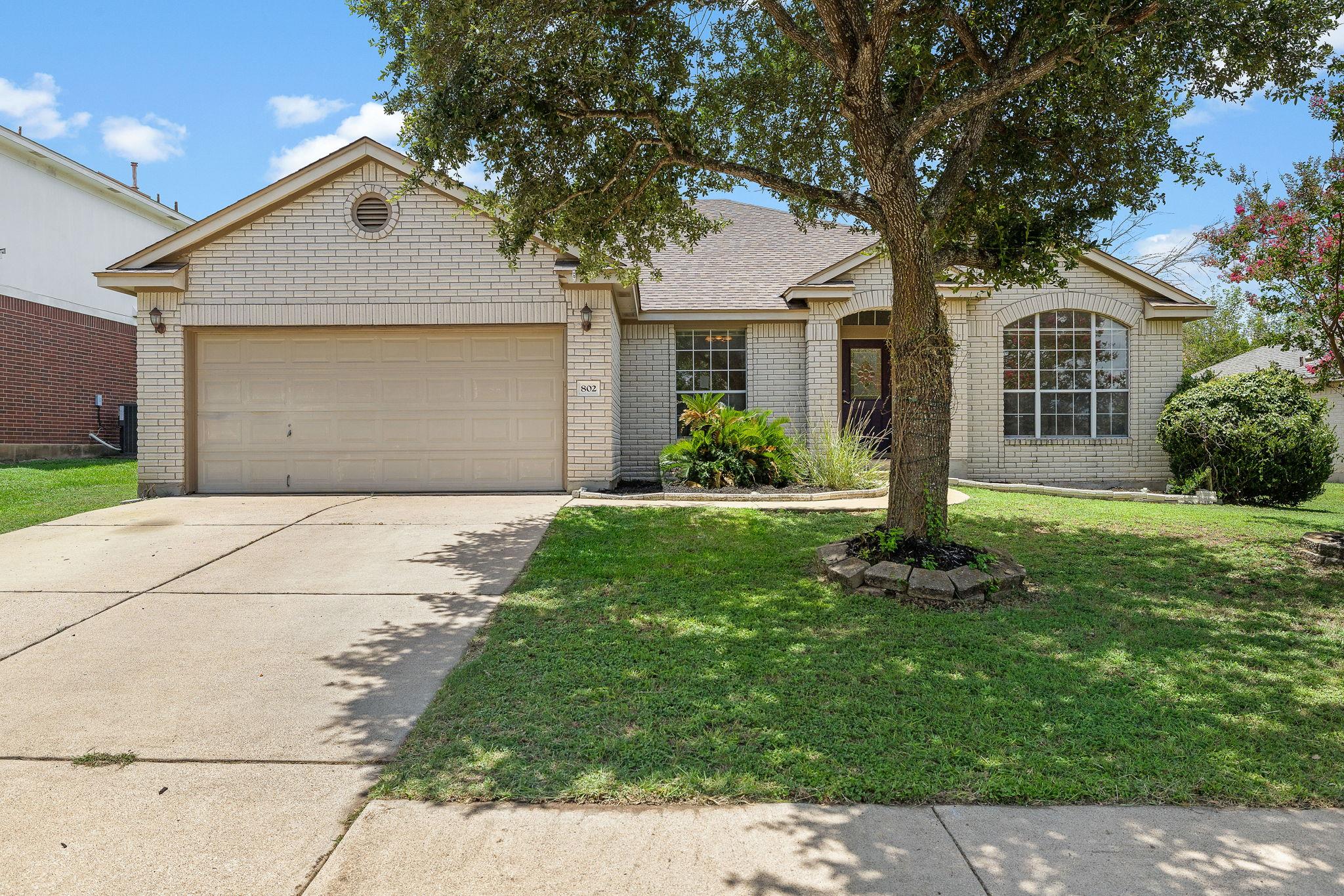 802 Sunflower DR