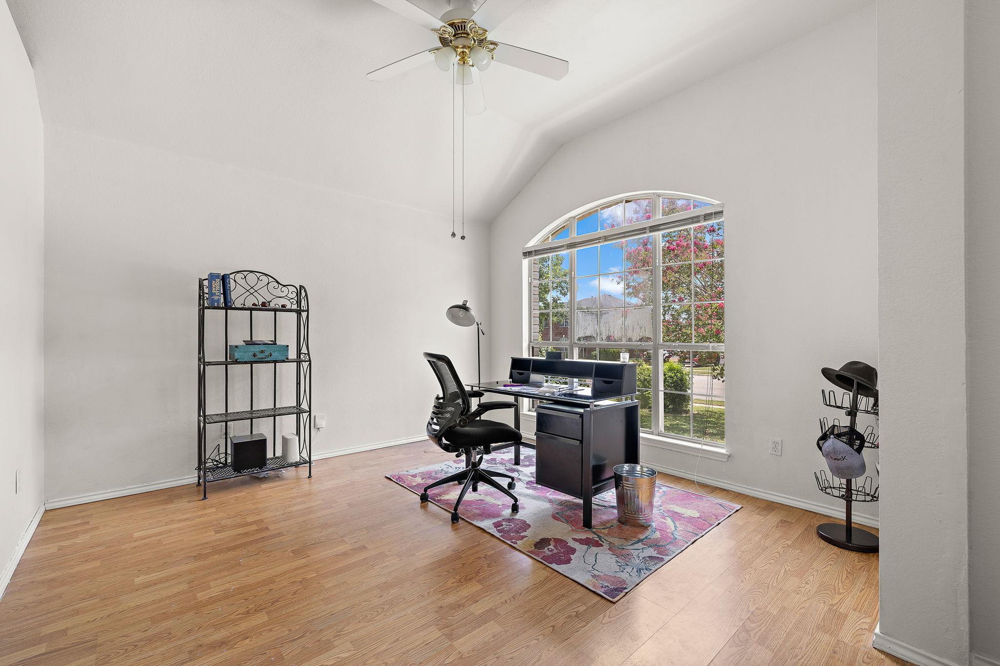 802 Sunflower DR