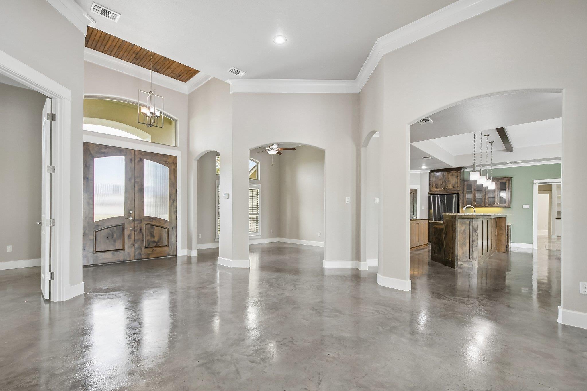 6258 Miller LN