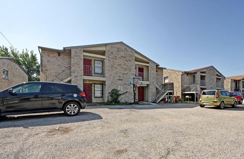 5405 Rose Hill CIR Austin TX 78745