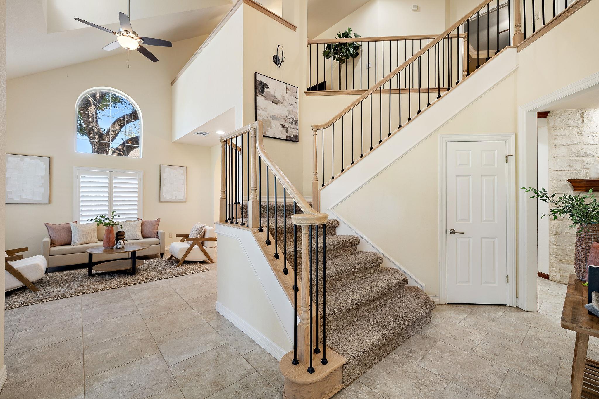 2929 Cedar Crest CIR