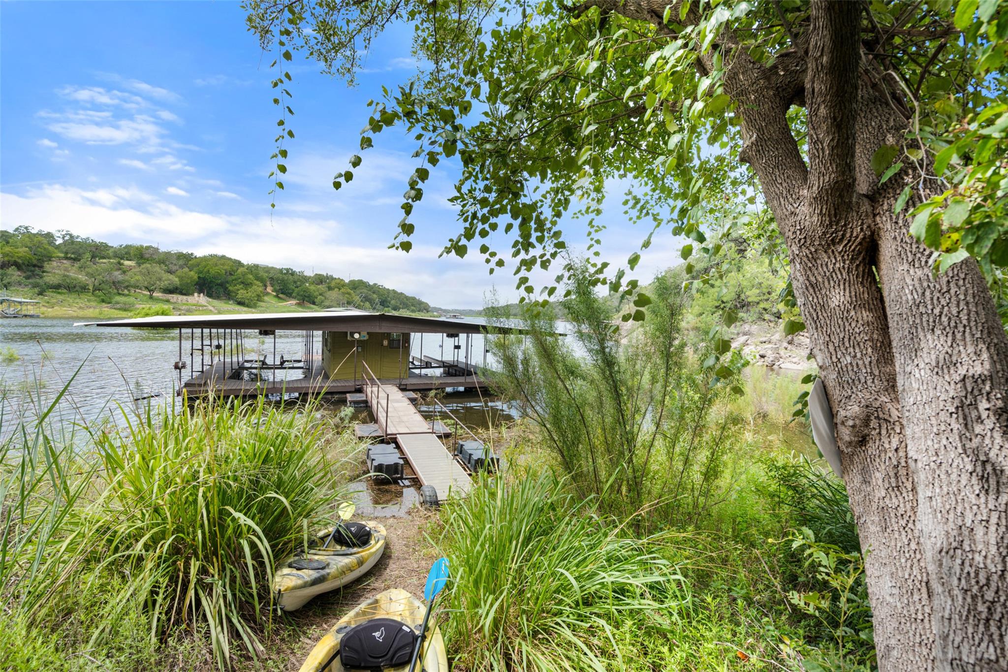 1502 Pace Bend RD S