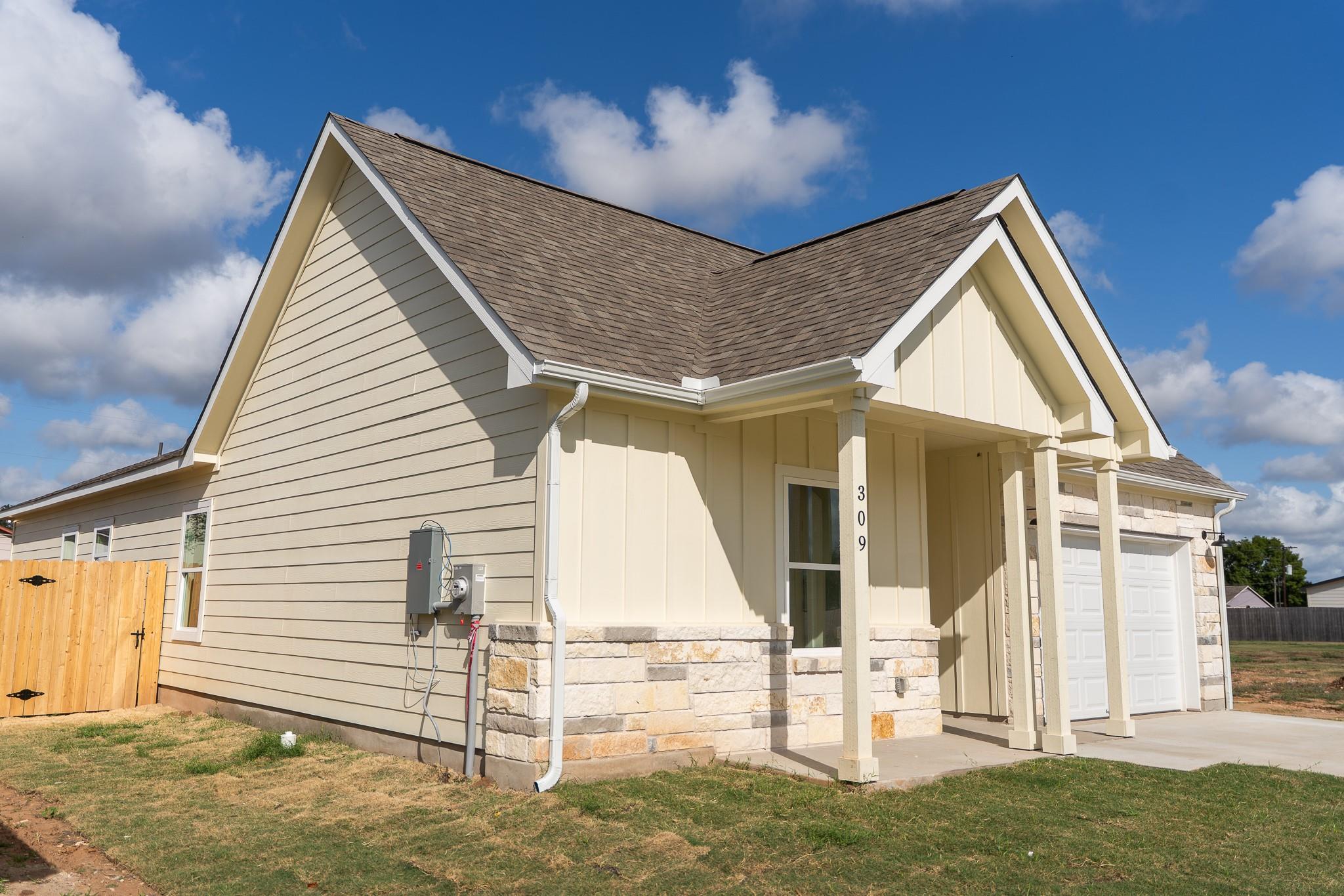 309 String Prairie WAY