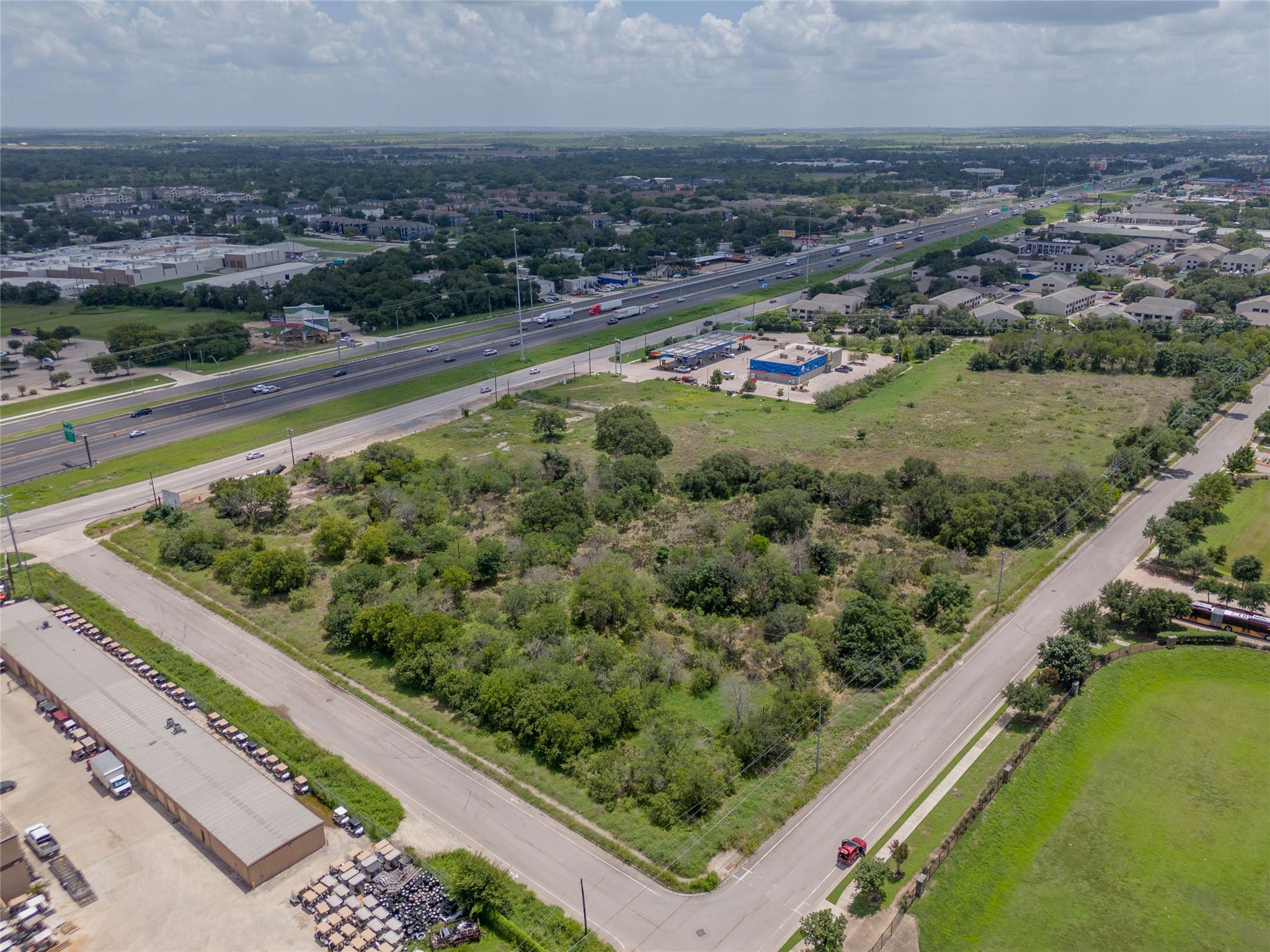 1909 IH 35 Freeway None