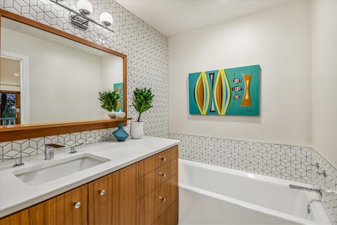 Tiny photo for 5816 Westslope DR, Austin, TX 78731 (MLS # 7870838)