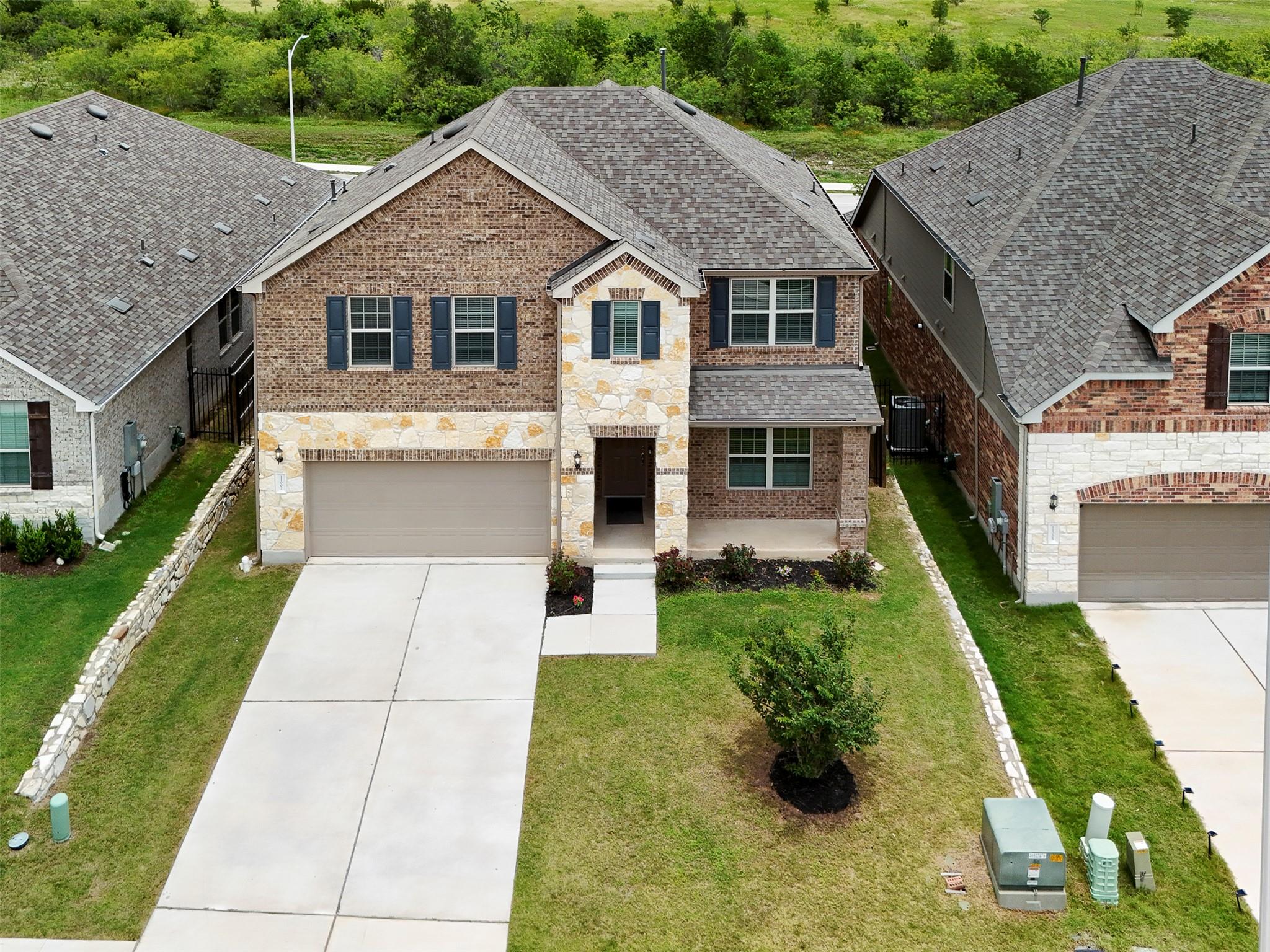 11007 Strawberry Roan DR