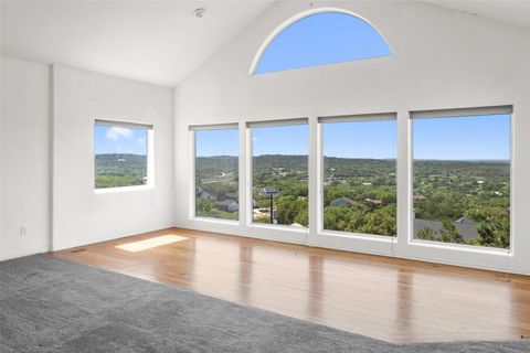 Tiny photo for 403 Rogart DR, Spicewood, TX 78669 (MLS # 2428034)