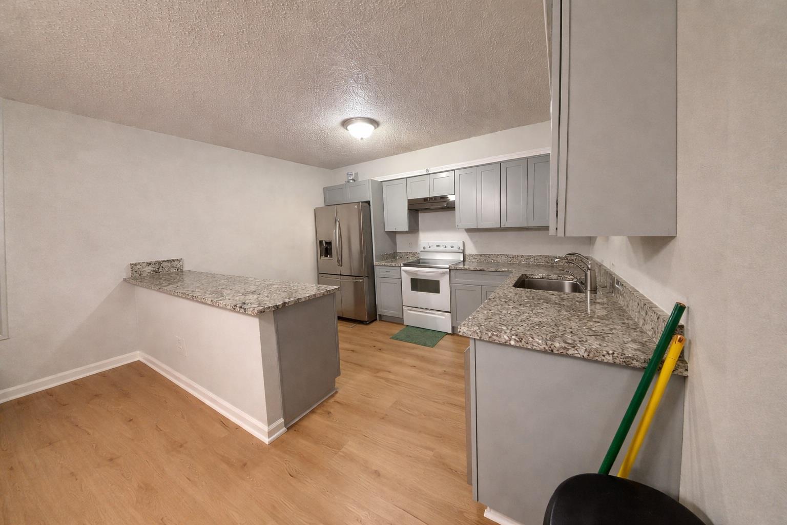 13935 Little Leaf DR