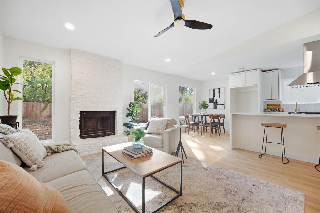 Photo of 7824 Paces Mill LN, Austin, TX 78744 (MLS # 9556838)