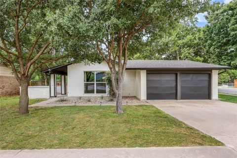 1415 Mearns Meadow BLVD Austin TX 78758